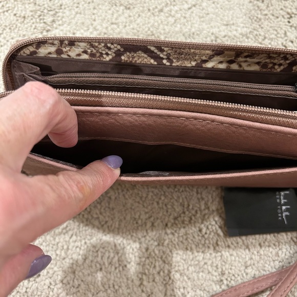 Nicole Miller wallet NWT with snakeskin lining. - Picture 3 of 5
